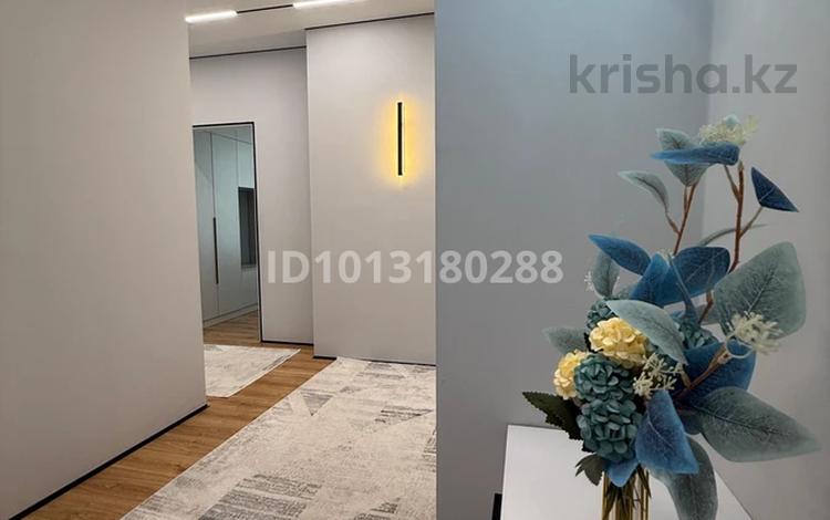 3-бөлмелі пәтер · 72 м² · 19/22 қабат, Сыганак 24 — Башни, бағасы: 460 000 ₸ в Астане, Нура р-н — фото 2