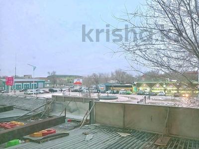 2-комнатная квартира · 62 м² · 2/5 этаж, Женис 98 за 12 млн 〒 в 