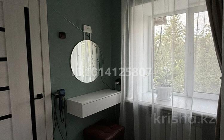 2-бөлмелі пәтер · 45 м² · 4/4 қабат, Семеновой 20, бағасы: 150 000 ₸ в Риддере — фото 2