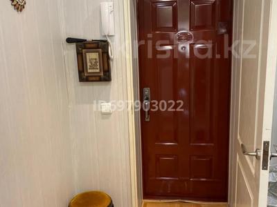 2-бөлмелі пәтер · 80 м² · 4/5 қабат, 15-й мкр 28а, бағасы: 180 000 ₸ в Актау