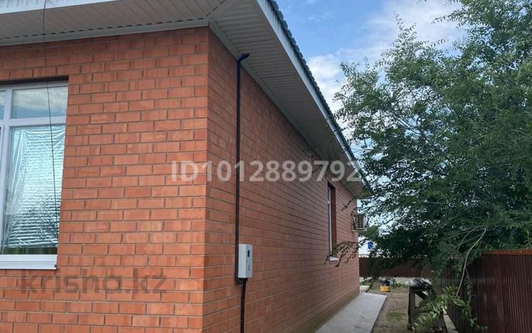 Жеке үй · 4 бөлме · 208 м² · 11 жүзд., Жилой массив Коктем, бағасы: 38 млн ₸ в Актобе, жилой массив Заречный-1 — фото 3