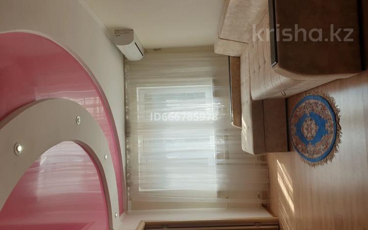 3-бөлмелі пәтер · 72 м² · 1/5 қабат, 10 микрорайон 8, бағасы: 400 000 ₸ в Аксае — фото 24