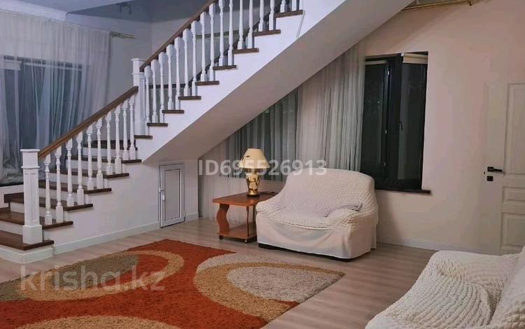 Отдельный дом · 8 комнат · 350 м² · 6 сот., 4 пер трудовой — Тц март магнат за 450 000 〒 в Таразе — фото 18