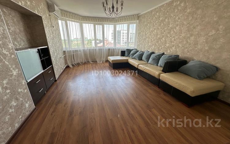 3-комнатная квартира · 90.9 м² · 5/6 этаж, Крупская 24б — район Абая. по улице пр Студенческая. не доезжая до поликлиники. в сторону берега за 43 млн ₸ в Атырау — фото 2