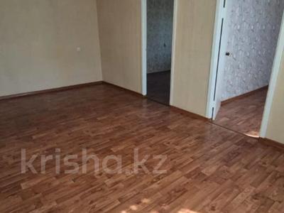 4-комнатная квартира · 65 м² · 4/5 этаж, Набережная Славского за 30.6 млн 〒 в Усть-Каменогорске