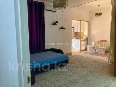 2-бөлмелі пәтер · 80 м² · 4/4 қабат, 31Б ш/а., бағасы: 12 000 ₸ в Актау, 31Б мкр
