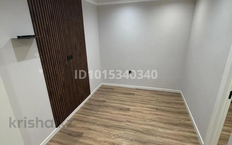 2-бөлмелі пәтер · 35 м² · 4/9 қабат, Райымбек 590/14, бағасы: 27 млн ₸ в Алматы, Наурызбайский р-н — фото 3