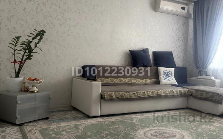 3-комнатная квартира · 52 м² · 2/2 этаж, 1-й мкр. 11 за 15 млн ₸ в Западно-Казахстанской обл. — фото 2