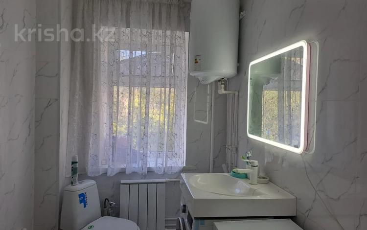 2-комнатная квартира · 42 м² · 3/9 этаж, 70 квартал 14 за 15 млн ₸ в Темиртау — фото 2