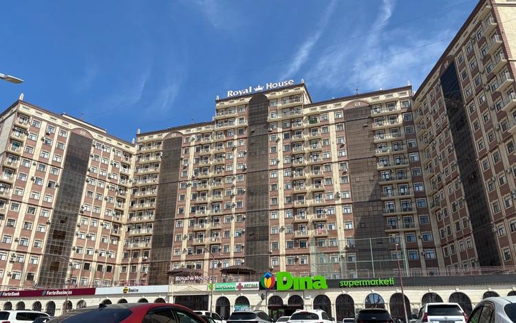 4-комнатная квартира, 147 м², 8/14 этаж, 19-й мкр 5 — Royal House