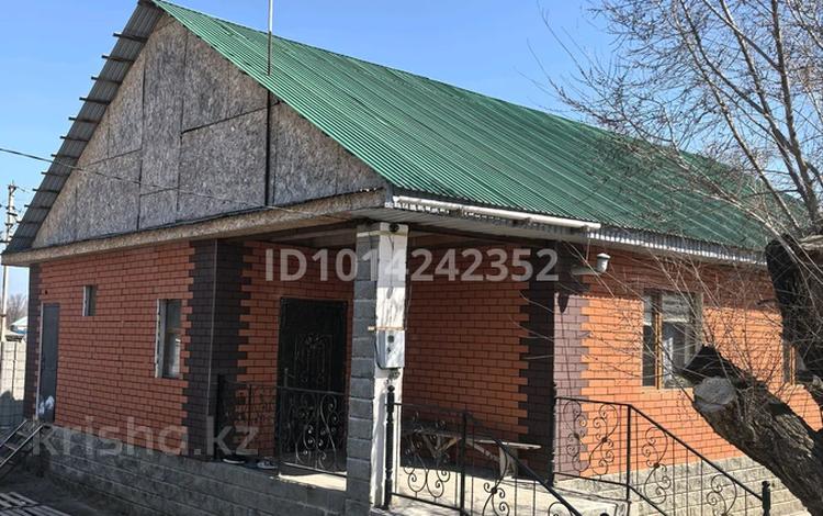 Жеке үй · 4 бөлме · 145 м² · 15 жүзд., Уалиханова 56 — Енбек мкр, бағасы: 38 млн ₸ в Алатау — фото 2