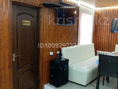 Дом · 2 комнаты · 50 м², мкр Хан Тенгри 171 А за 80 000 〒 в Алматы, Бостандыкский р-н