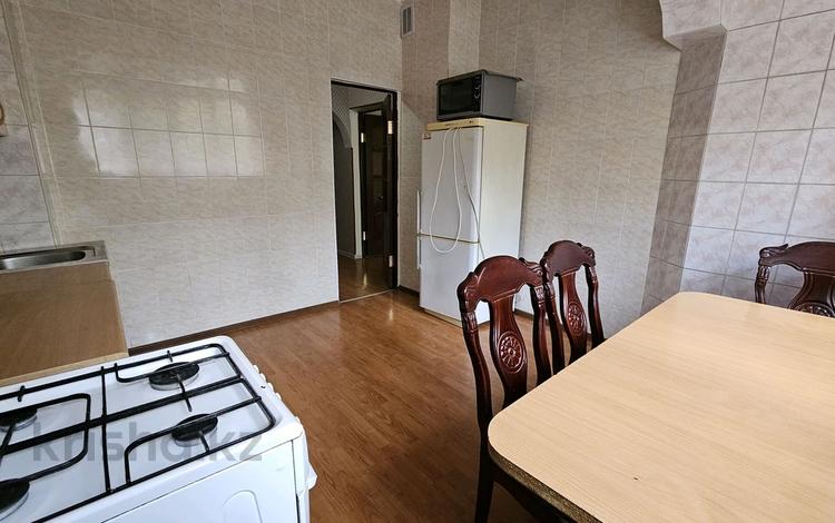 2-бөлмелі пәтер · 60 м² · 2/9 қабат, Жетісу-2 ш/а., бағасы: ~ 40 млн ₸ в Алматы, Ауэзовский р-н — фото 2