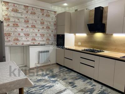 Пәтерлер в Атырауской обл.: 2-бөлмелі пәтер · 90 м² · 2/9 қабат, мкр Нурсая, Таумуш Жумагалиев 15, бағасы: 39 млн 〒 2-бөлмелі пәтер · 90 м² · 2/9 қабат, мкр Нурсая, Таумуш Жумагалиев 15, бағасы: 39 млн 〒 в Атырау