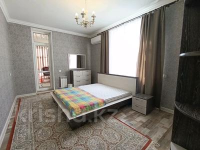 3-комнатная квартира · 100 м² · 4 этаж, Сауран 18/1 за 500 000 ₸ в Астане, Есильский р-н