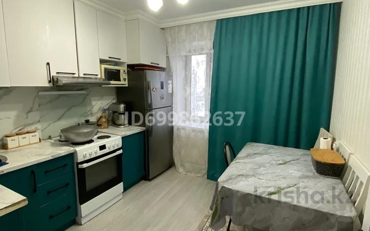 3-бөлмелі пәтер · 76 м² · 8/10 қабат, Жургенова 27/1 — Жумабаева, бағасы: 36 млн ₸ в Астане, Сарайшык р-н — фото 2