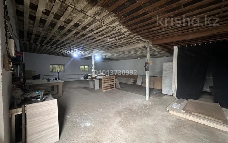 Гараж · 300 м² · Мукагали Макатаева 67, бағасы: 120 000 ₸ в Актобе, мкр Москва — фото 4