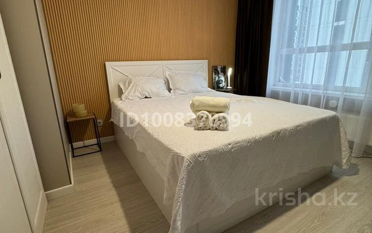 2-комнатная квартира · 60 м² · 4/16 этаж, Мухамедханова 4в за 20 000 ₸ в Астане, Нура р-н — фото 2