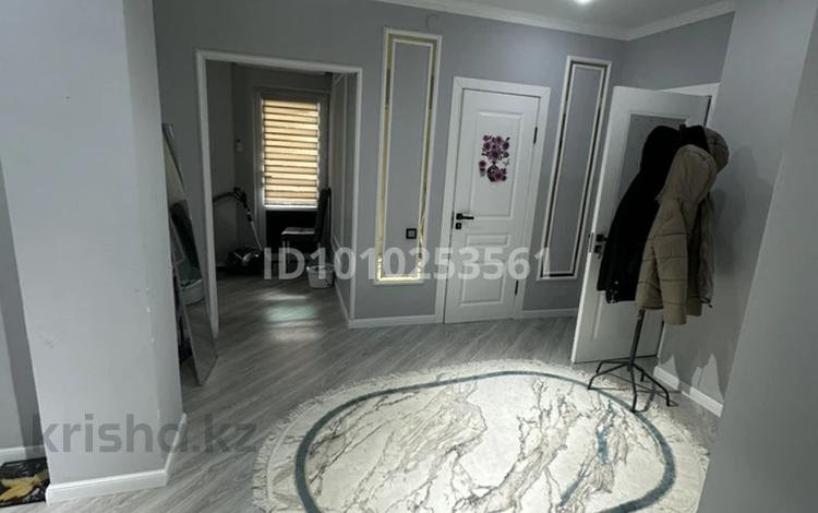 3-комнатная квартира · 89 м² · 9/12 этаж, 9көше40/2 24кв — Әкімшілікке қарама қарсы,3 бөлмелі квартира ремонты мен. Барлық жағдайы жасалынған за 30 млн 〒 в Туркестане — фото 2