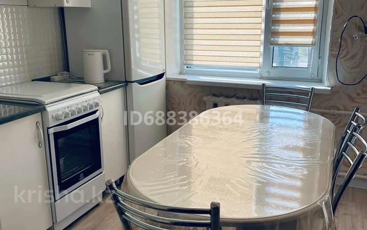 3-бөлмелі пәтер · 65.1 м² · 6/9 қабат, мкр Юго-Восток, 27й микрорайон, бағасы: 28 млн ₸ в Караганде, Казыбек би р-н — фото 8