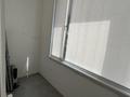 3-комнатная квартира, 90 м², 2/12 этаж помесячно, Нажимеденова за 350 000 〒 в Астане, Алматы р-н — фото 13