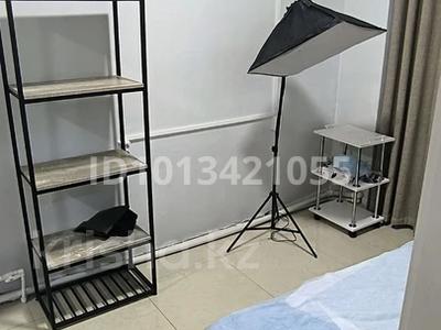 Свободное назначение, салоны красоты, кабинеты и рабочие места, студии · 8 м² за 80 000 ₸ в Караганде, Казыбек би р-н
