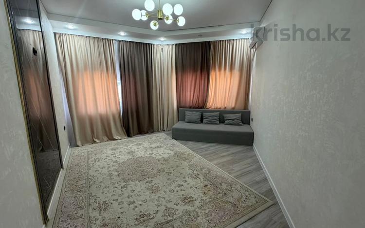 2-комнатная квартира · 60 м² · 8/8 этаж, 19-й мкр 45, 45/1, 45/2, 45/3 за 18.5 млн ₸ в Актау — фото 3