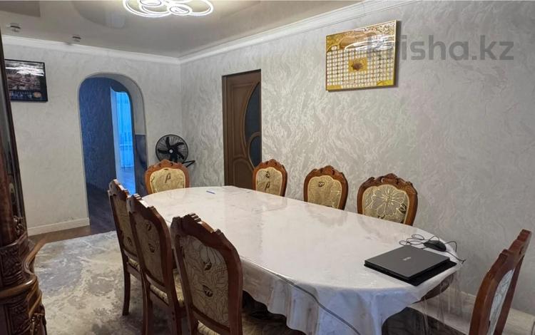 3-комнатная квартира · 63.7 м² · 4/5 этаж, мкр Юго-Восток, Язева — Проспект за 25.5 млн ₸ в Караганде, Казыбек би р-н — фото 2