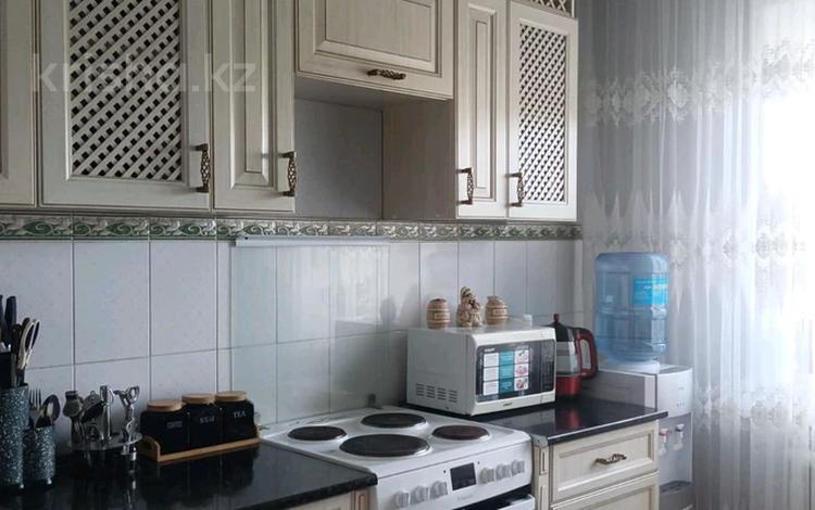 3-бөлмелі пәтер · 66.4 м² · 2/10 қабат, Энергетик 3, бағасы: 27.9 млн ₸ в Семее — фото 2