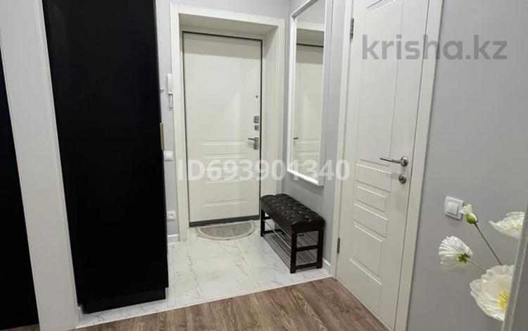 1-комнатная квартира · 55 м² · 2/5 этаж, мкр Астана — Возле площади первого президента за 250 000 〒 в Уральске — фото 2