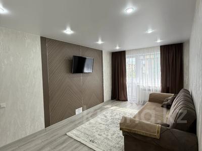 2-комнатная квартира · 43 м² · 3/5 этаж, 408 квартал 18 — проспект Ауэзова за 18 000 ₸ в Семее