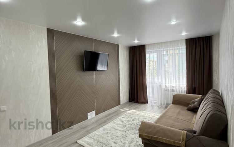2-комнатная квартира · 43 м² · 3/5 этаж, 408 квартал 18 — проспект Ауэзова за 18 000 ₸ в Семее — фото 29