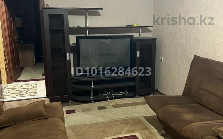 2-комнатная квартира · 51 м² · 1/5 этаж, 8-й микрорайон за 200 000 ₸ в Шымкенте, Туран р-н — фото 2