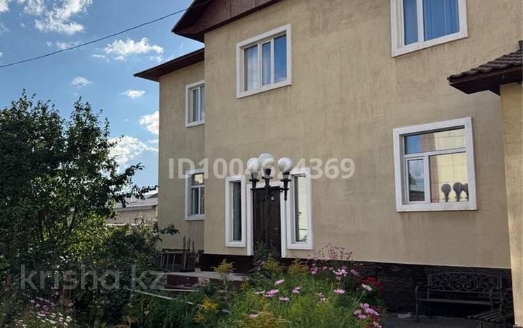 Дом · 5 комнат · 240 м², Темиртау 17 — Юго-восток за 120 000 〒 в Астане, Алматы р-н — фото 2