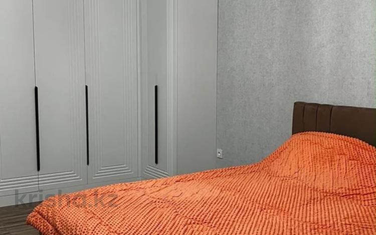 2-комнатная квартира · 88 м² · 8/15 этаж, 17-й мкр, ​17-й микрорайон 6/1 за 260 000 ₸ в Актау — фото 2