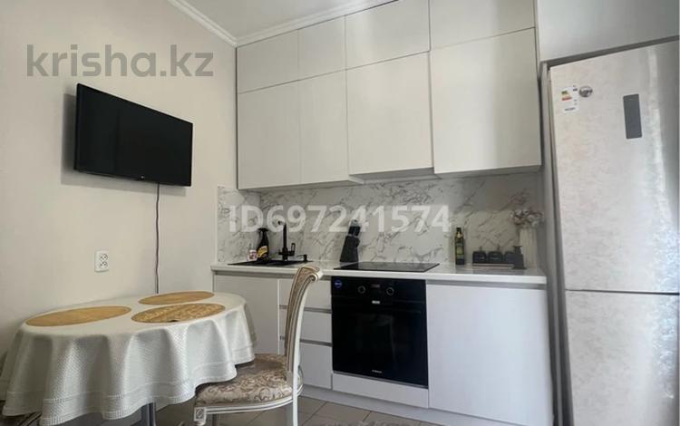 1-комнатная квартира · 40 м² · 2/5 этаж, Е495 52 — Возле УДП президентской больницы за 10 000 ₸ в Астане, Есильский р-н — фото 4