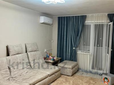 2-комнатная квартира · 43.6 м² · 5/5 этаж, Майкудук, 15й микрорайон за 9.5 млн 〒 в Караганде, Алихана Бокейханова р-н