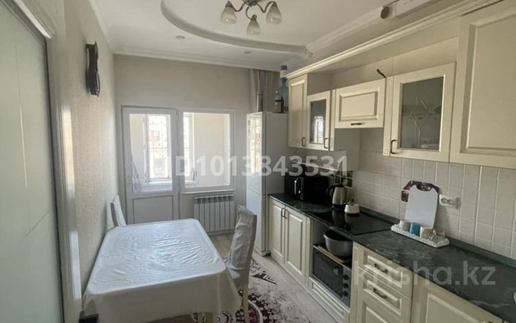 3-бөлмелі пәтер · 74 м² · 3/18 қабат, Б. Момышулы 15/2, бағасы: 37 млн ₸ в Астане, Алматы р-н — фото 2