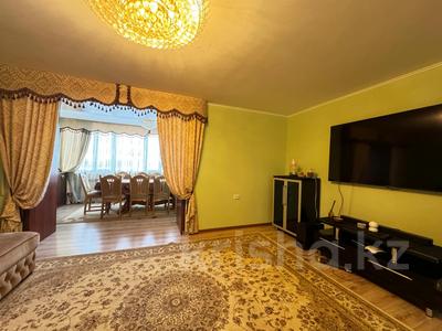 Продажа квартир в Павлодарской обл.: 3-комнатная квартира · 72.1 м² · 8/9 этаж, Академика Сатпаева 11 за 27.2 млн 〒 3-комнатная квартира · 72.1 м² · 8/9 этаж, Академика Сатпаева 11 за 27.2 млн 〒 в Павлодаре