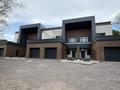 5-комнатная квартира · 235 м² · 1/2 этаж, мкр Михайловка 3/7 за 105 млн 〒 в Караганде, Казыбек би р-н — фото 2