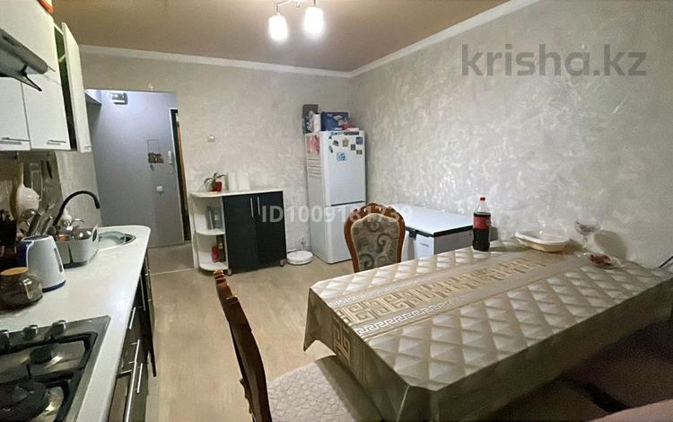 5-бөлмелі пәтер · 83 м² · 4/5 қабат, 1-й квартал, 1-й квартал 6, бағасы: 21 млн ₸ в Караганде, Алихана Бокейханова р-н — фото 2