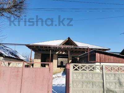 Жеке үй · 4 бөлме · 150 м² · 5 сот., Переулок Школьный 23 — ЖД вокзала, в квадрате 24 школы гимназии, бағасы: 31 млн 〒 в Таразе