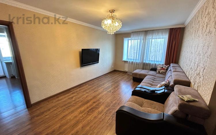 2-комнатная квартира · 60 м² · 5/5 этаж, мкр Михайловка , Аманжолова за 20 млн ₸ в Караганде, Казыбек би р-н — фото 2