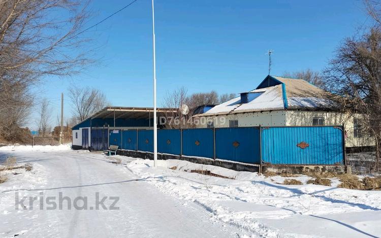Отдельный дом · 5 комнат · 200 м² · 30 сот., Бестерекова 6 — Находится в село Канабек за 10.5 млн ₸ в Уштобе — фото 2