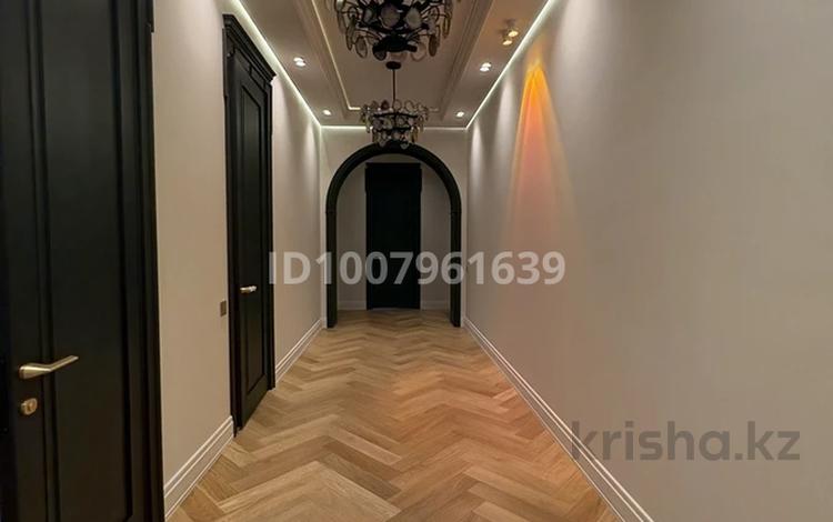 4-бөлмелі пәтер · 255.7 м² · 2/6 қабат, Тулебаева 95/1 — Тулебаева/богенбай батыра, бағасы: 599 млн 〒 в Алматы, Медеуский р-н — фото 27