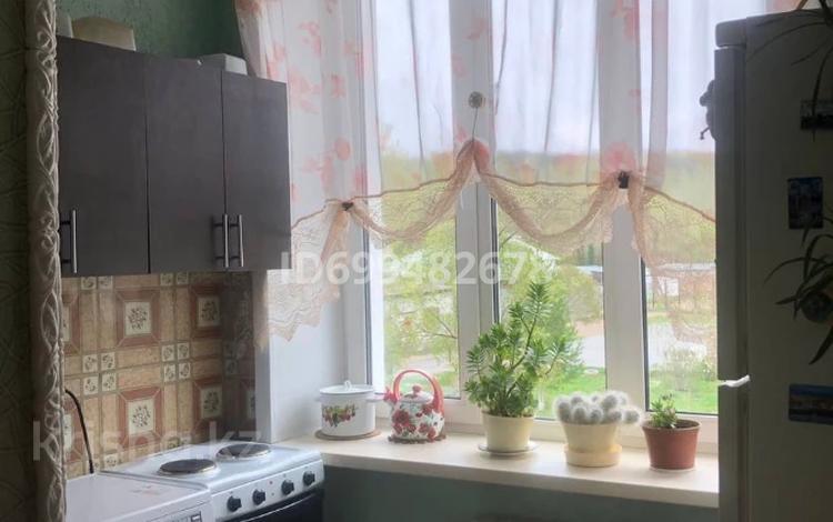 2-комнатная квартира · 42.1 м² · 2/2 этаж, Семипалатинская — Детская поликлиника, Дом школьников, КНБ за 8.5 млн ₸ в Риддере — фото 9