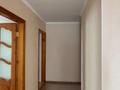 3-комнатная квартира, 100 м², 8/10 этаж, проспект Алии Молдагуловой за 28 млн 〒 в Актобе