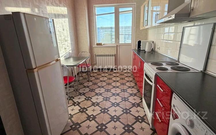 1-комнатная квартира · 45 м² · 5/16 этаж, мкр Кадыра Мырза-Али 32/1 за 160 000 ₸ в Уральске — фото 12