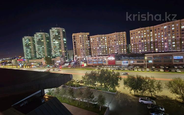 3-комнатная квартира · 65.9 м² · 7/9 этаж, мкр 12 21д за 31 млн ₸ в Актобе — фото 11