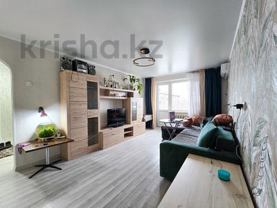 3-комнатная квартира · 60 м² · 3/5 этаж, жетысу 6 — Остановка &amp;quot;Мебельный&amp;quot;. за 17 млн 〒 в Талдыкоргане, мкр Жетысу